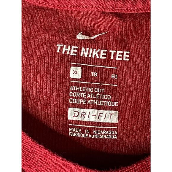 Nike Dri fit Graphic T-shirt - Picture 4 of 4